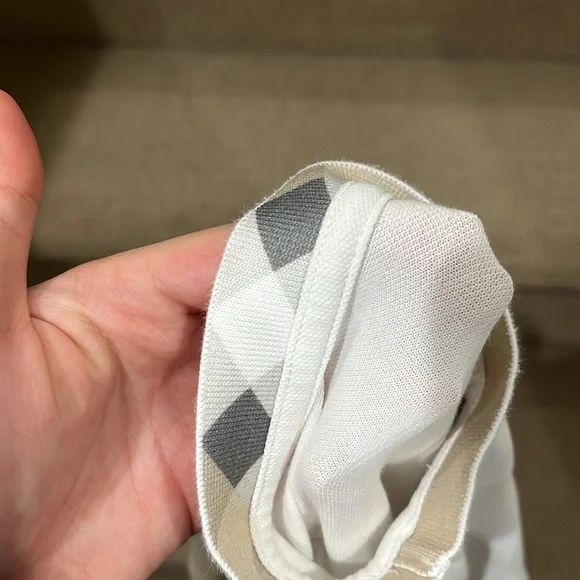 Burberry Polo Women size XS